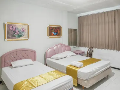 Yellow Sapphire RedPartner near Mayjend Sungkono Hotels in Wiyung