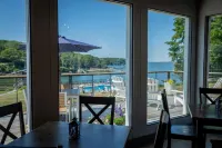 Smuggler's Cove Inn