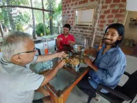Molly's Hostel - Hostels
