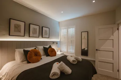 Blooms Apartment Hotel di Marple Bridge
