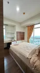 Apt Puri Orchard 2 BR at West Jakarta near Airport - สระว่ายน้ำแบบอินฟินิตี้