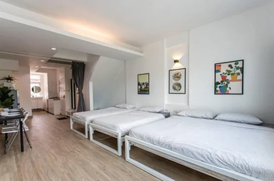 รูปภาพของB3 Cosy Studio /5 guests/ Near MRT/full kitchen