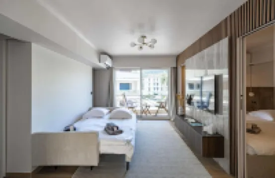 馬丁內斯的四人公寓