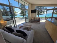Kaikoura Waterfront Apartments - parking