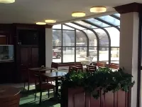 Astoria Hotel West Hotels in Danville