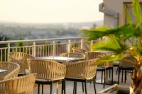 Hotel Tami Residence