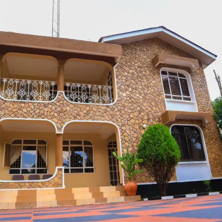 Mama Thea Homes