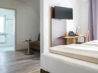 Hotel Restaurant Kromberg Hotels in Remscheid