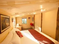 Lyrebird Studio Secluded Retreat in the Watagans. 20 Min Drive to Cessnock Hotels in Millfield