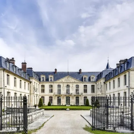 Château d'Ermenonville Hotels in Oise