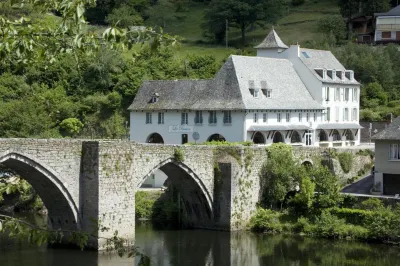 Hôtel La Rivière Hôtels à : Campuac