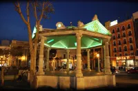Hotel Emily Hotels in 