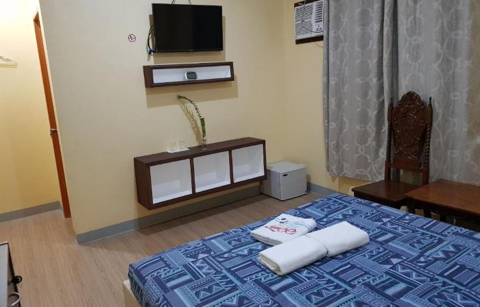 B&S Orchids Suites Hotel