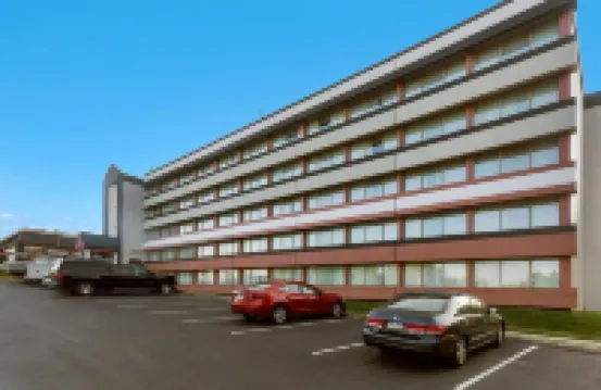 Exton Hotel and Conference Center Hotels in Uwchlan Township