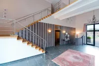 Burg Obbendorf Hotels in Julich