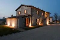 카살레 마로지아 Parrocchia di San Giovanni Evangelista 주변 호텔