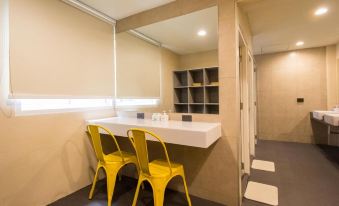 Lazy Sunday Hostel