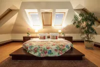 Chochołowy Dwór Hotels in Krakowski