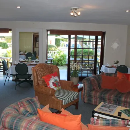 Pelican Lodge Guesthouse