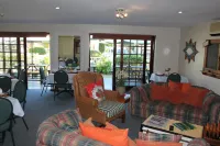 Pelican Lodge Guesthouse - Aamiainen