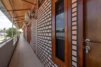 RedDoorz Syariah Near Jakabaring Sport City Palembang Hotels in Sungai Kedukan