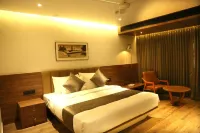 Crystal Suites Hotels in Koyilandy