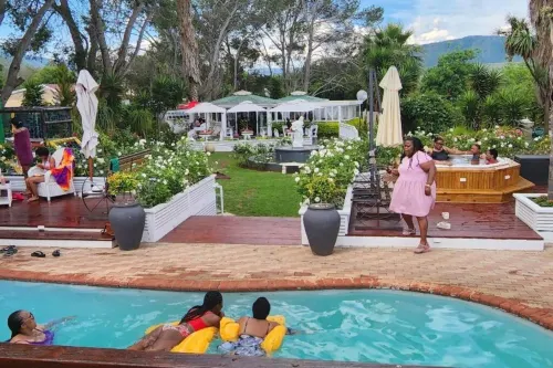 Tri-Angle B&B and Wellness Salon Hotels in Nxuba