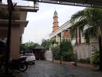 Isa Homestay Kudus Mitra Reddoorz Các khách sạn ở Dawe