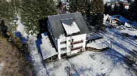 Hotel Dinko - parking
