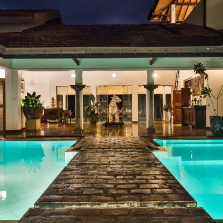 Villa Hundira