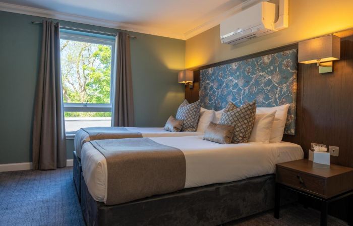 Nevis Bank Inn