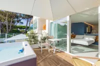 Aquamaris Design Suite & Spa - vasca da bagno