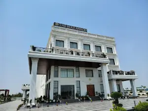 The Holy Awadh Hotel