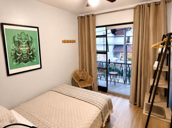 Ayni Living - Hostel