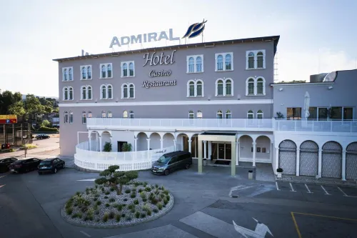 Casino & Hotel Admiral Skofije - bar