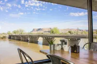 Skyfall Guestrooms Hotels in Green River