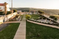 Eco Soul Ericeira Guesthouse - Adults Only - parking