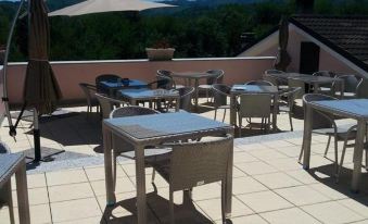 Relais Black Horse - Housity