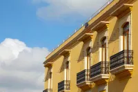 Hotel Parador de Alcalá Hotels in der Nähe von Panteón General