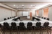 Days Inn & Suites by Wyndham Edmonton Airport Hotels in Leduc