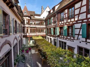 Relais & Châteaux la Maison des Têtes