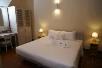 Olinia Airport Hotel  호텔