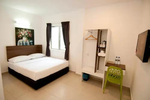 Hotel Cheqinn