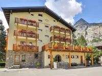 ホテル クランポン クールマイユールのホテル