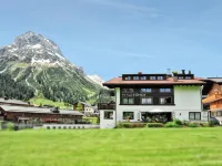 โรงแรมฮัลเดนโฮฟ โรงแรมในเลช