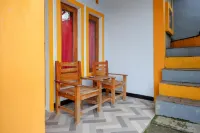 RedDoorz near Candi Cetho Karanganyar Hotel di Ngargoyoso