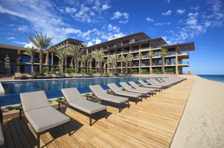 Casa Maat at JW Marriott Los Cabos Beach Resort & Spa Отели рядом с достопримечательностью «Puerto Los Cabos»