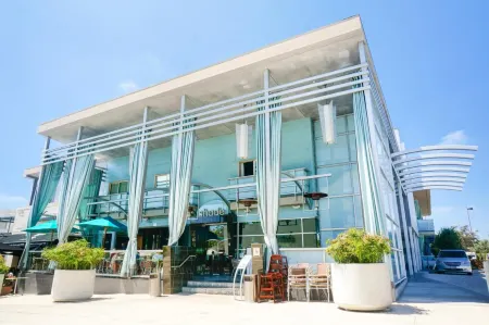 Shade Hotel Manhattan Beach