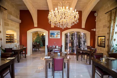 Il-Logga Boutique Hotel Отели рядом с достопримечательностью «Пещера Калипсо»