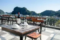 Cat Ba Seoul 2 Hotel & Apartment